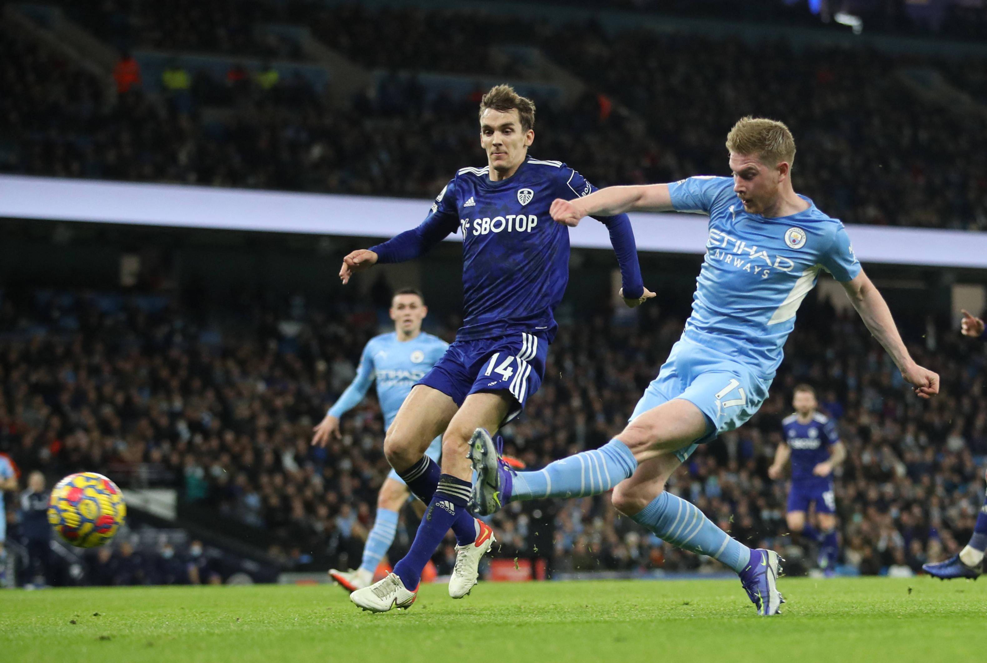 聚光灯下 聚光灯下