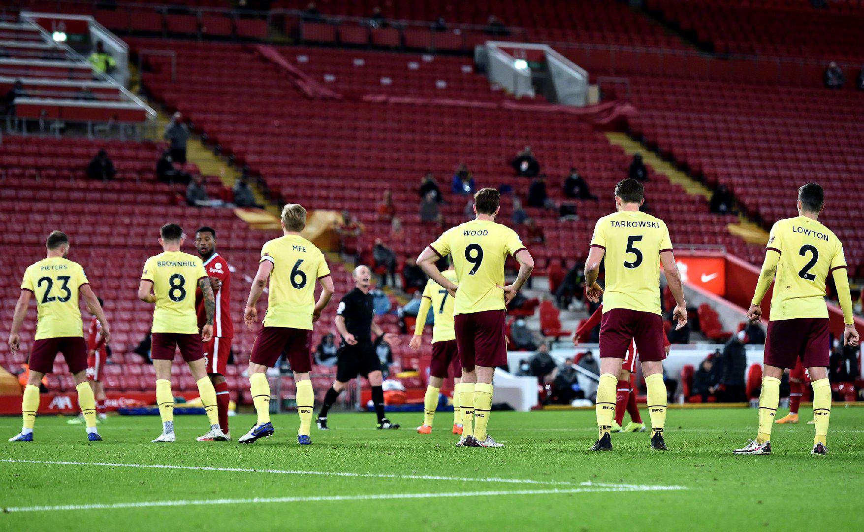 等更具侵略 等更具侵略